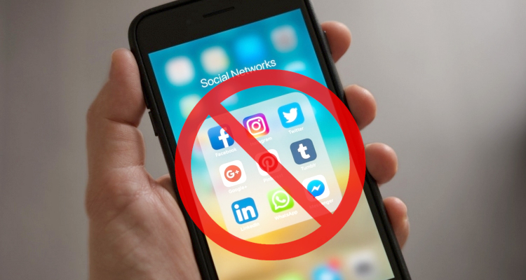 Stay Away From Social Media During Working Hours